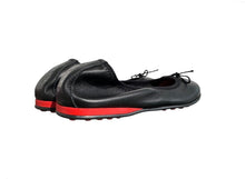 Carica l'immagine nel visualizzatore di Gallery, MINNIE J Chiodini Nera