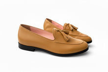 Lade das Bild in den Galerie-Viewer, MOCASSINO Camel
