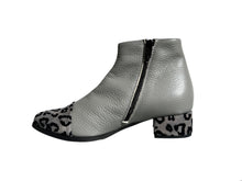 Carica l&#39;immagine nel visualizzatore di Gallery, TJ Grigio/Leopardato
