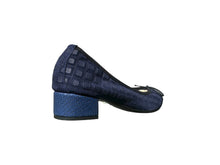 Carica l'immagine nel visualizzatore di Gallery, SCARPA MAGICA Blu/Quadrati
