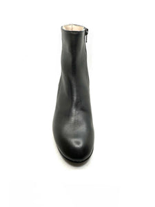 BETTY BLACK/LEOP