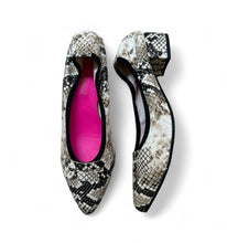 Load image into Gallery viewer, SCARPA MAGICA/Moca Beige Pitonato

