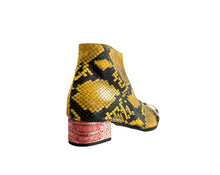 Carica l&#39;immagine nel visualizzatore di Gallery, TJ Giallo (LIMITED EDITION)
