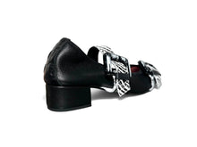 Carica l'immagine nel visualizzatore di Gallery, SCARPA MAGICA Fibbie Nero/Bianco

