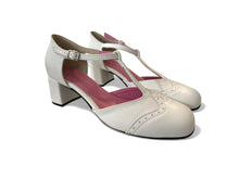 Carica l'immagine nel visualizzatore di Gallery, 301I Bianca Pelle
