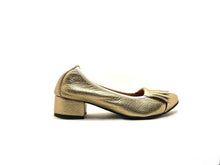 Load image into Gallery viewer, SCARPA MAGICA GOLD FRINGE
